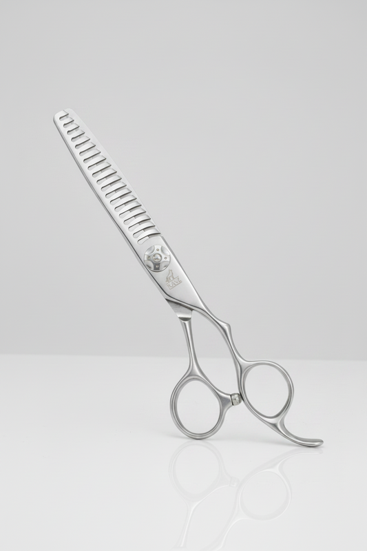 KANZ Duke Line QTM-195 — 5.8" Blending & Thinning Scissor